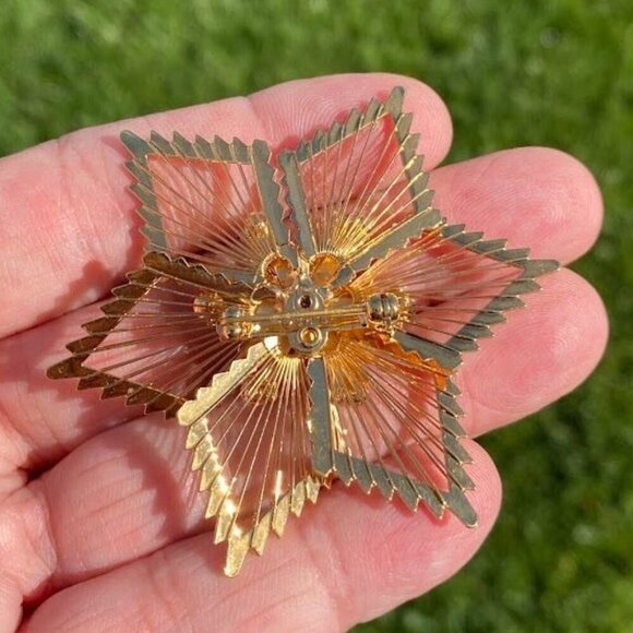 Monet Gold Starburst Brooch w/ Rhinestones – 2.25” - Picture 2 of 2